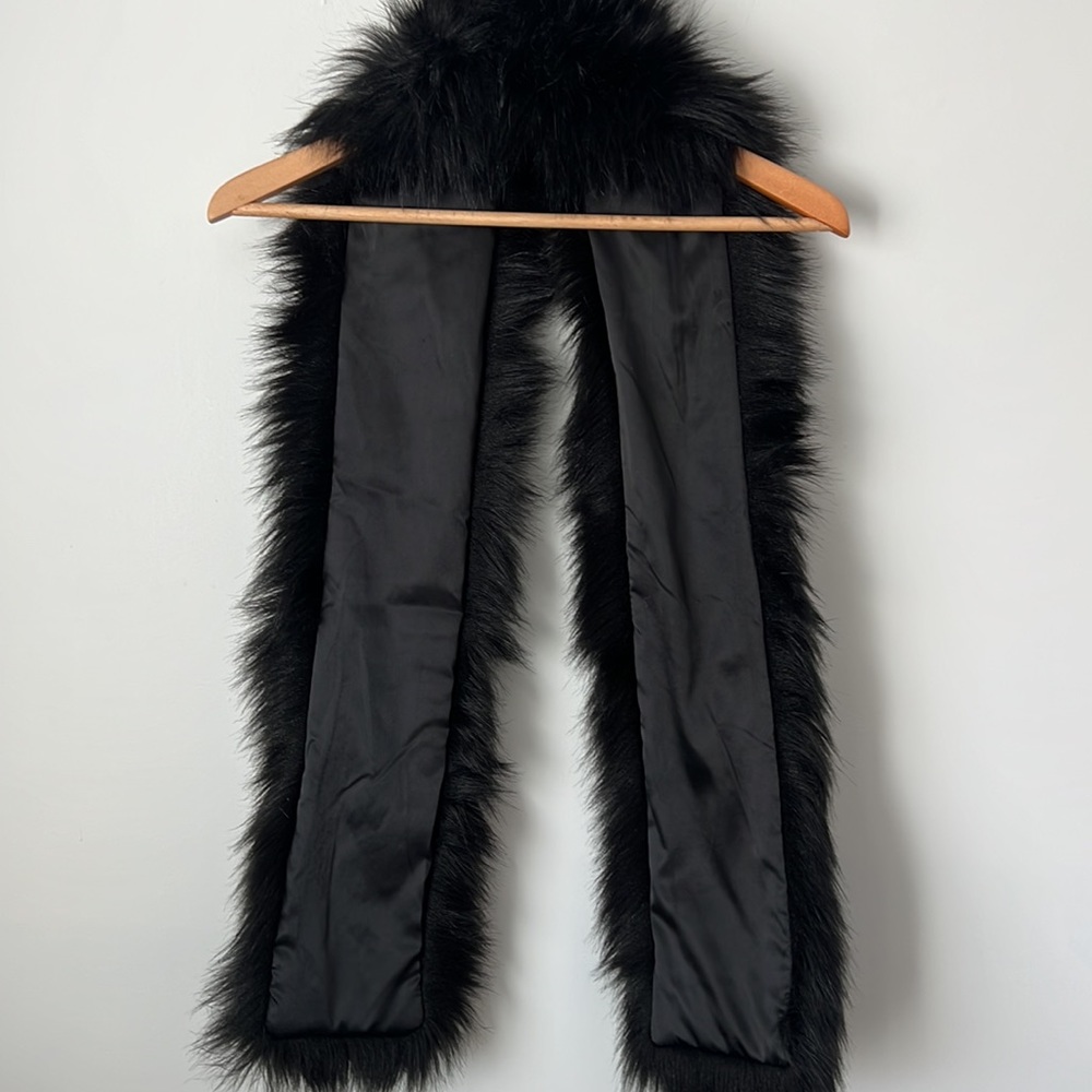 Fur scarf - Picture 4 of 4